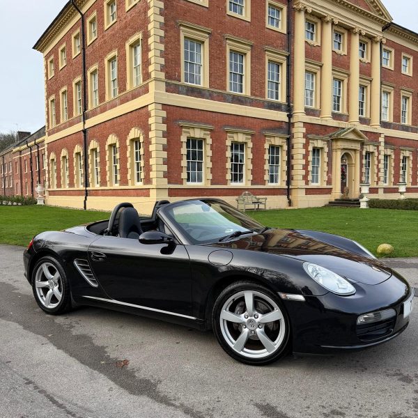 Win a Porsche Instantly + £1000 End Prize!